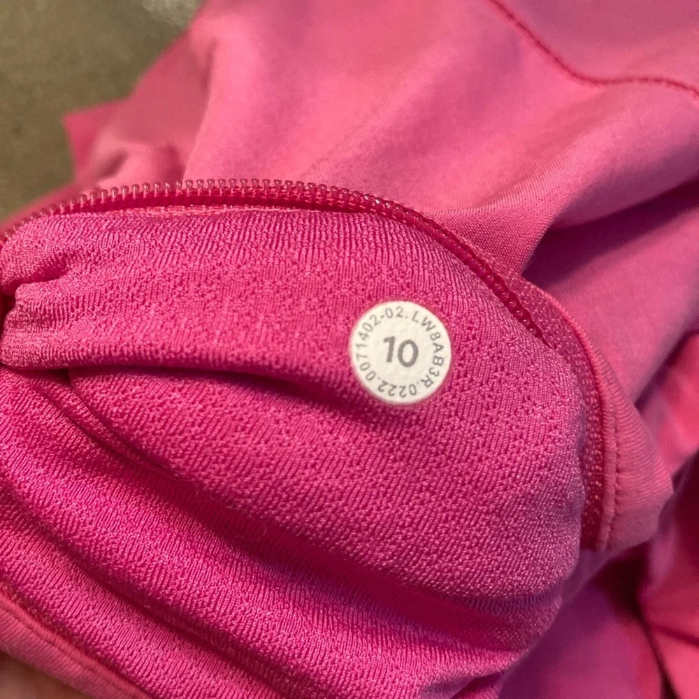 NWOT Lululemon Pace Rival Bright Pink Skirt Black Size 10 Long Length - Picture 3 of 6